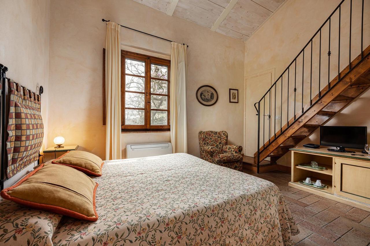 Agriturismo Montalbino Montespertoli Bagian luar foto