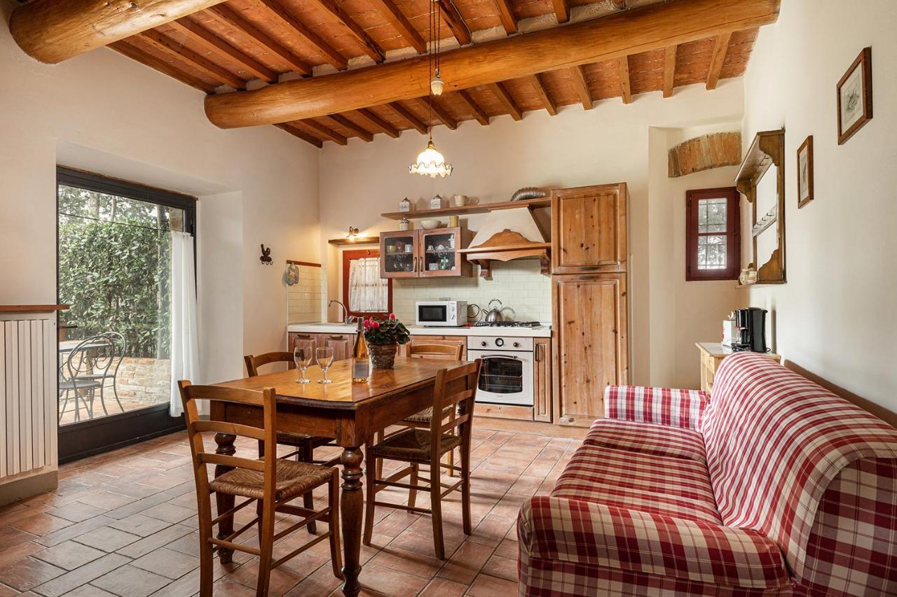 Agriturismo Montalbino Montespertoli Bagian luar foto